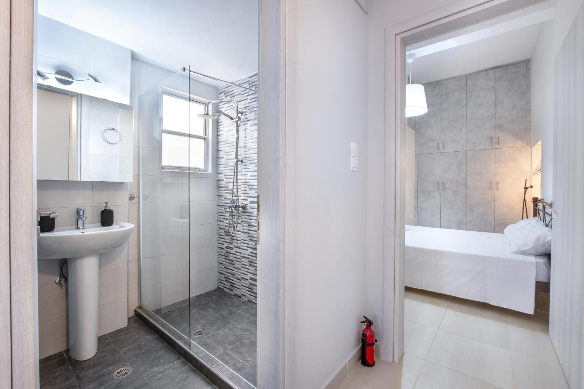 Urban Lifestyle Apartment In Le Pirée Extérieur photo